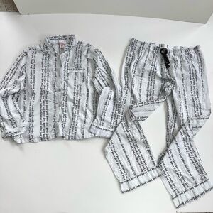 Victoria's Secret White W/Black Logo Long Sleeve Button up Top + Pants Size XL